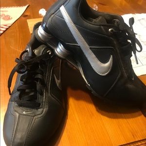 Nike Shox Conundrum Black Running Shoes